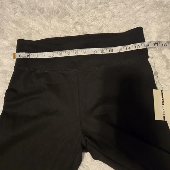 NWT DKNY Sport Straight Leg Leggings Women's Color Black Size XL
